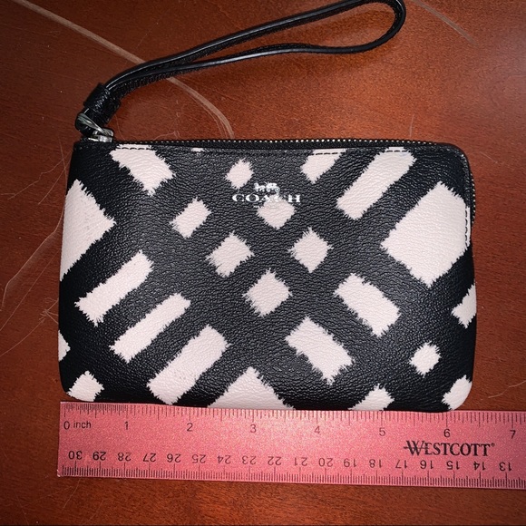 Coach Wristlet - Picture 1 of 3